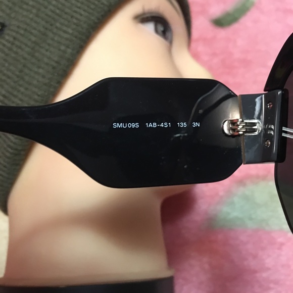 Authentic oversized Miu Miu Women sunglases - Picture 8 of 8